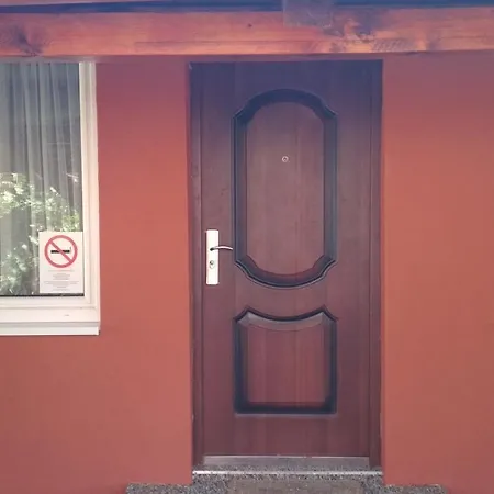 Nanas Szallas 2 Holiday home *